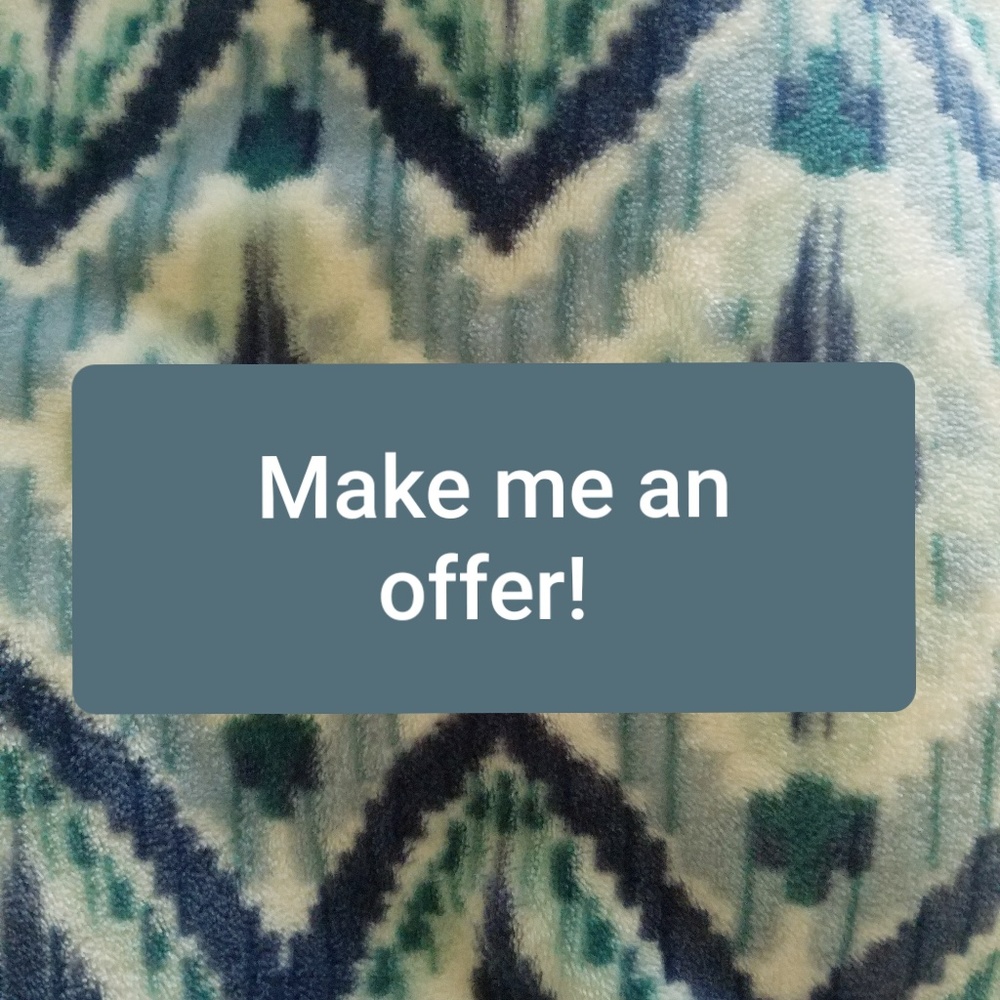 Everything must go! Its closet clear out season